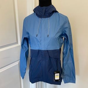 Under Armour UA Cloudstrike Women’s Rain Shell Jacket MSRP $100 Waterproof NEW